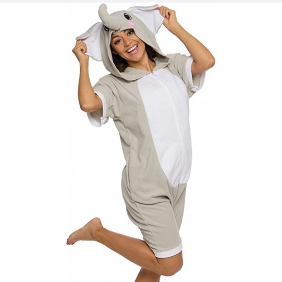 Silver Lilly  Elephant Onesie with elephant hoodie and tail Size Large - Picture 1 of 14